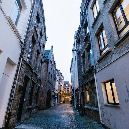 Villa Huize 'De Moriaan' In Historic Center Amberes Exterior foto